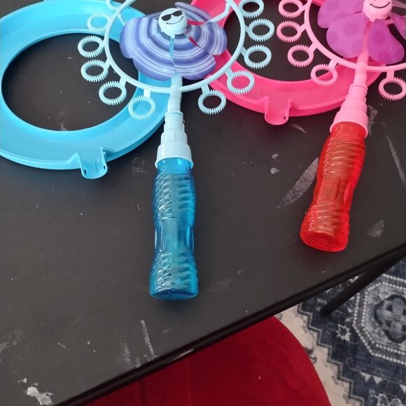 Circular Bubble Wands - Picture 6 of 6